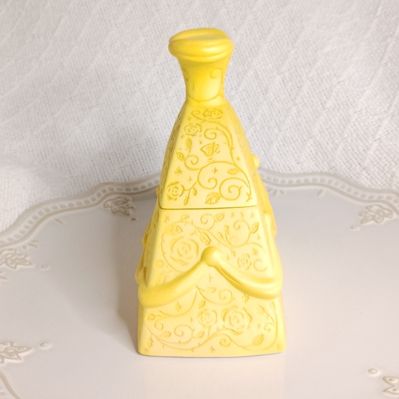 Hallmark × Disney Beauty & the Beast Belle Dress-Shaped Treasure Jewelry Box - Picture 9 of 16